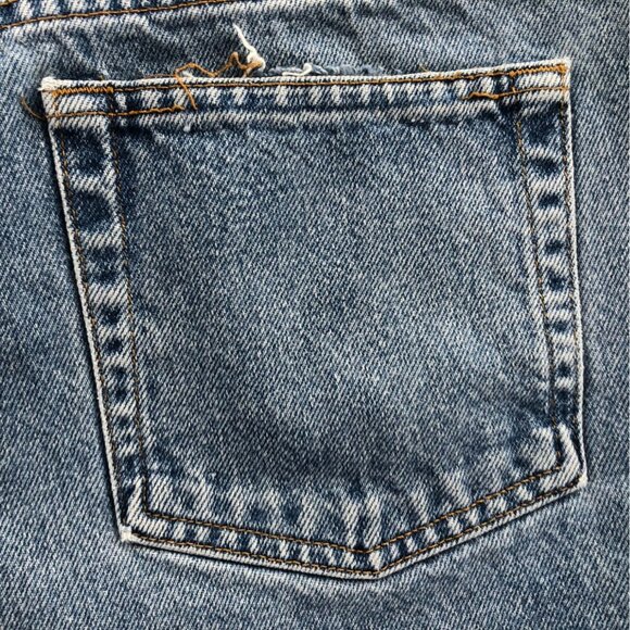 Vintage Calvin Klein Womens Jeans Shorts 34 Measured Casual Blue Denim Classic - Picture 9 of 12